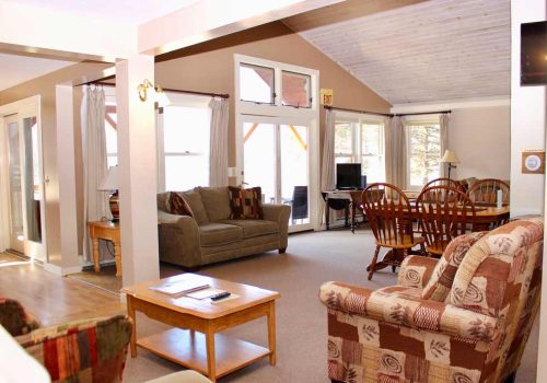 Mansfield House open living area | Sterling Ridge Resort
